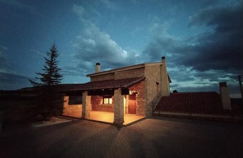 Monteagudo del Castillo House | Puerta del Maestrazgo