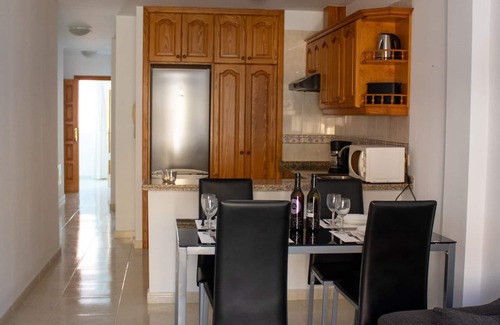 Playa San Juan Apartment | PUESTA DE SOL RENTALS 3DR