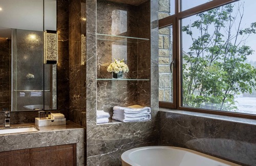 Changbai Mountain West Slope Hotel | Pullman Changbaishan Resort