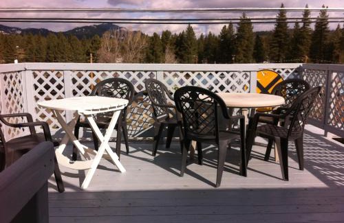 Portola Bed & Breakfast | Pullman House Inn