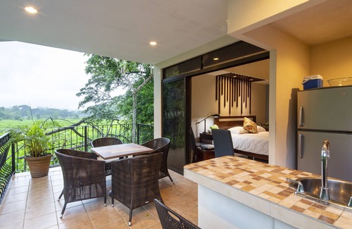 Jaco Hotel | Pumilio Mountain & Ocean Hotel