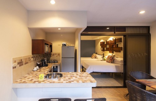 Jaco Hotel | Pumilio Mountain & Ocean Hotel