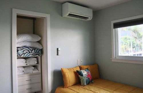 Punaluu House | Punalu’u Ocean Paradise - Oceanfront Beach House