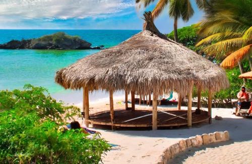 Tierra Bomba Island House | Punta Arena EcoHostal & EcoFit - Your Eco-Friendly Oasis