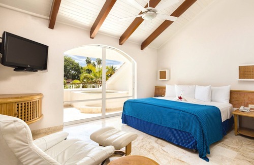 Salinas Resort | Punta Norte and Manchones reefs!