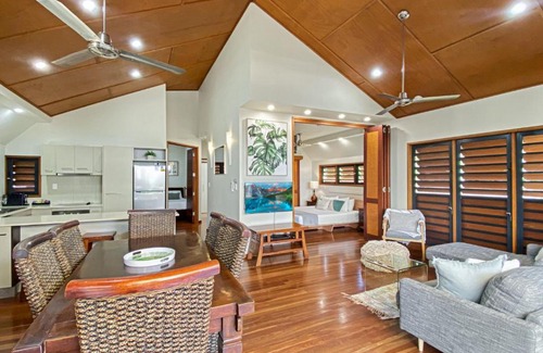 Nelly Bay Villa | Pure Magnetic Villa 5