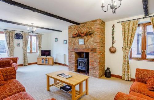 Runcton Holme House | Purlin Barn - E3867