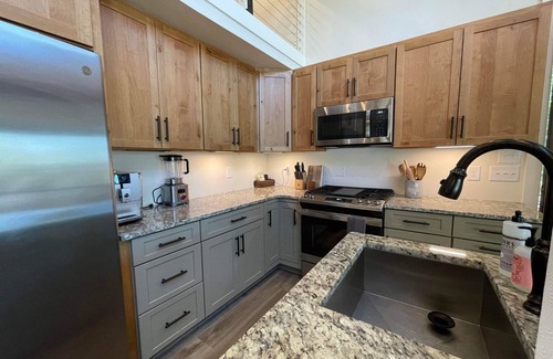 Tracy City Cabin | Pushin' Time Hideaway at The Retreat at Water's Edge