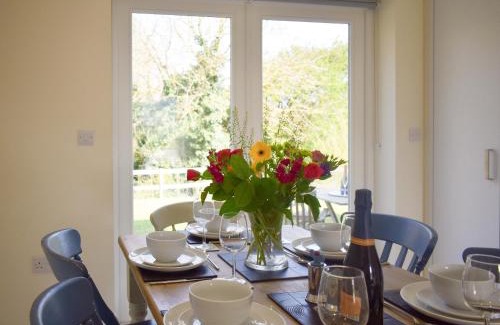 Stodmarsh House | Puxton Lodge