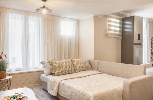 Pythagorion Apartment | Pythagoreio Blue Street Apartment with Terrace