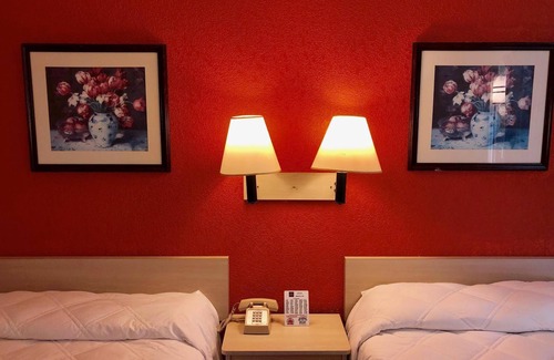 Quad Cities Hotel | QC Stay Inn
