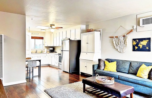 Livermore Apartment | Quaint 2BR/1BA Downtown Livermore