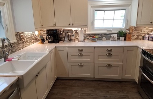 South Bend House | Quaint 4BR-home in historic Marquette Park. Less than 2 miles from Notre Dame.