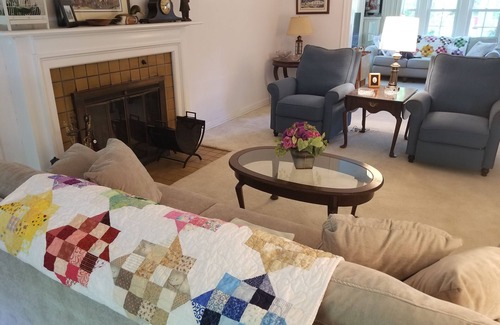 South Bend House | Quaint 4BR-home in historic Marquette Park. Less than 2 miles from Notre Dame.