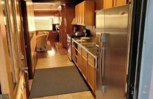 St. Joseph Cabin | Quaint and peaceful waterfront cabin #3-1-Bdrm,upper.