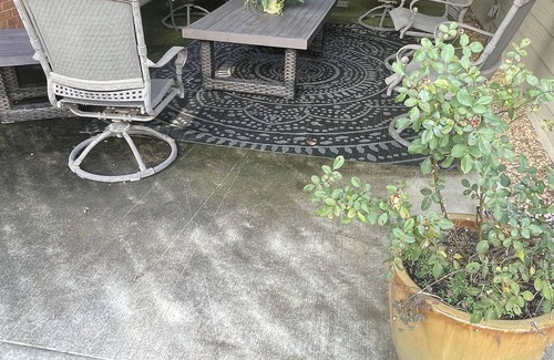 Clarkdale House | Quaint and Tranquil- Ideal for business consultants or visitors for KSU games.