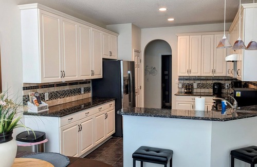 Fuquay-Varina House | Quaint, Clean, Mobility-Friendly Comfortable Home close to Raleigh