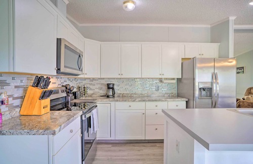 Ridgely House | Quaint Ridgely Home ~ 9 Mi to Reelfoot Lake!