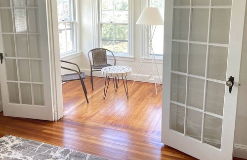 Wakefield Apartment | Quaint/Spacious 2 Bedroom Condo with free parking