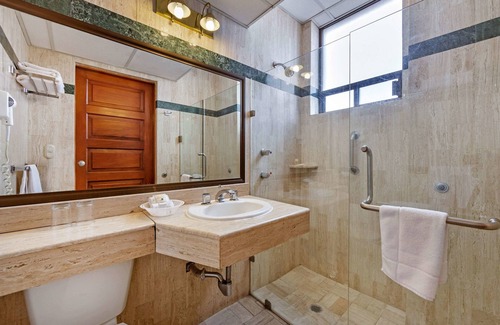 Zona Centro Hotel | Quality Inn Aguascalientes