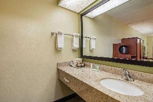 Irondale Hotel | Quality Inn Airport - Southeast