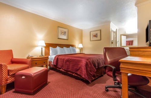 Gilroy Hotel | Quality Inn And Suites Gilroy