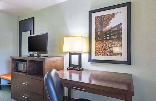 Columbus Hotel | Quality Inn Columbus near Fort Benning