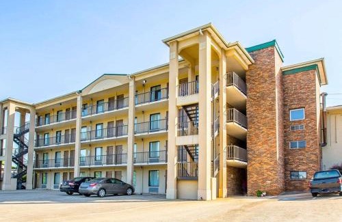 Dahlonega Hotel | Quality Inn Dahlonega Near University