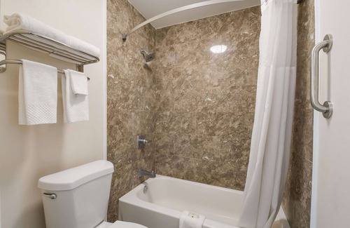 Decherd Hotel | Quality Inn Decherd/Winchester