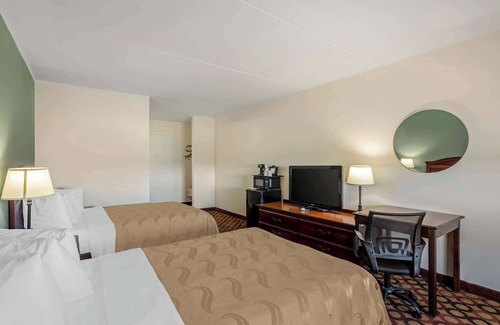 Enola Hotel | Quality Inn Enola - Harrisburg