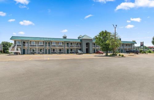 Forrest City Hotel | Quality Inn Forrest City I-40