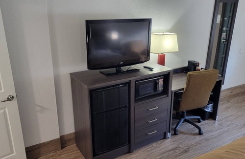 Forsyth Hotel | Quality Inn Forsyth near GA Public Safety Training Center