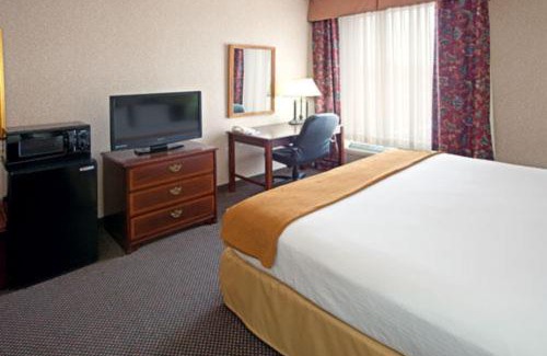 West Chester Hotel | Quality Inn I-75 West Chester-North Cincinnati