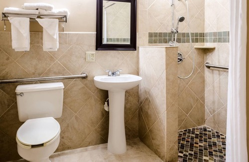 Kreole Hotel | Quality Inn Moss Point - Pascagoula