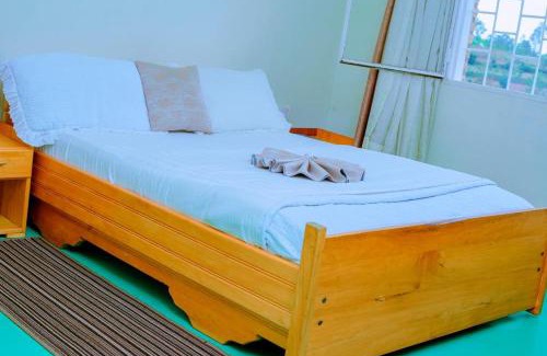 Nyanza Bed & Breakfast | Quality Inn Motel