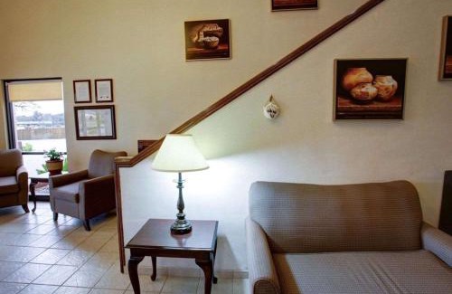 Rockdale Hotel | Quality Inn Rockdale