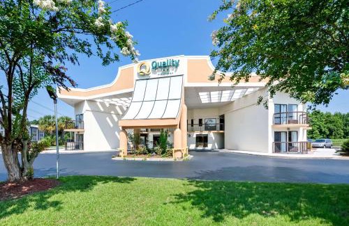Selma Hotel | Quality Inn Selma - Smithfield