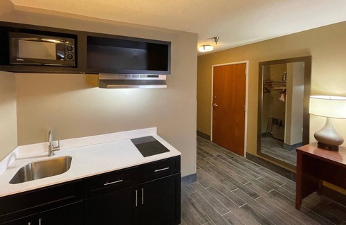 North Little Rock Hotel | Quality Inn & Suites I-40 East