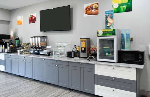 Brooks Hotel | Quality Inn & Suites Brooks Louisville South