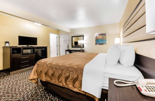 Capitola Hotel | Quality Inn & Suites Capitola By the Sea