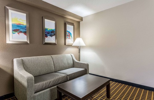 El Paso Hotel | Quality Inn & Suites El Paso I-10