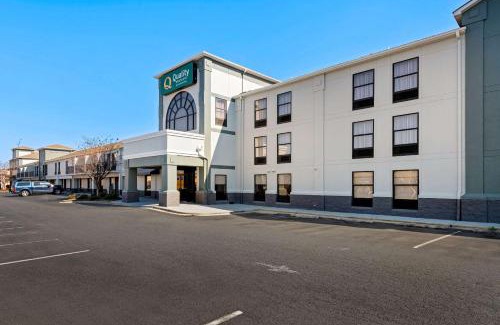 Stallings Hotel | Quality Inn & Suites Matthews - Charlotte