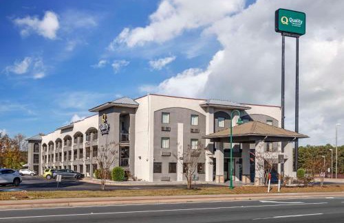 Morrow Hotel | Quality Inn & Suites Morrow Atlanta South