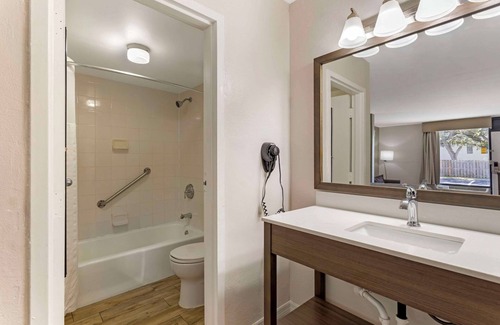 St. Augustine Beach Hotel | Quality Inn & Suites St Augustine Beach Area