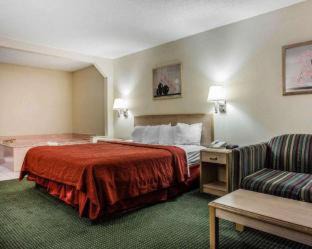Stockbridge Hotel | Quality Inn & Suites Stockbridge Atlanta South I-75