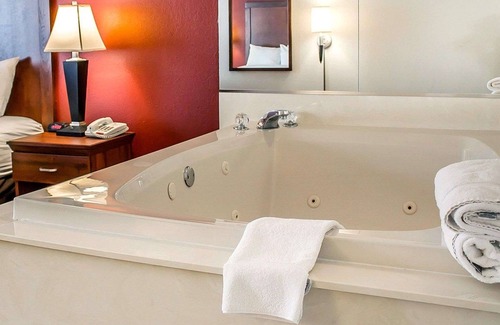 Lima Hotel | Quality Inn