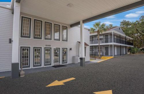 Biloxi Hotel | Quality Inn