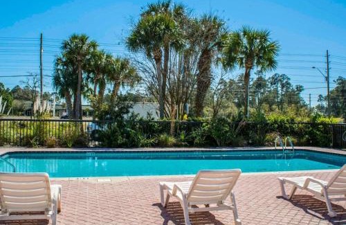North Weeki Wachee Hotel | Quality Inn
