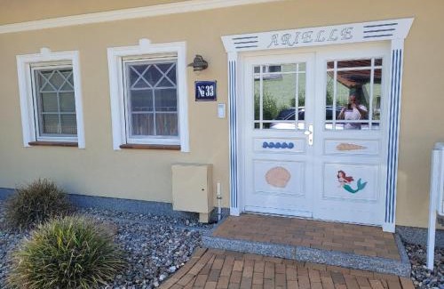 Zingst Apartment | Quartier4u - 4 Sterne - inklusive eigene BikeBox mit Strom - Wäschepaket - POWER WLAN - Parkplatz - early CheckIn - # Bestpreisgarantie #