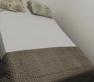 Centro House | Quarto a 50 metros da praia